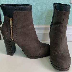 Juicy Couture high heel boots